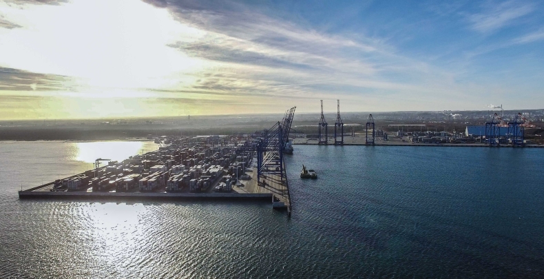 Zobacz, jak zmienia się gdański port [wideo] - GospodarkaMorska.pl